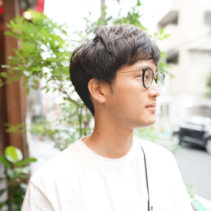 E S中目黒美容室 ナチュラルなメンズパーマ 佐久間 E S イーズ 中目黒 イーズ ナカメグロ のヘアスタイル 美容院 美容室 を予約するなら楽天ビューティ