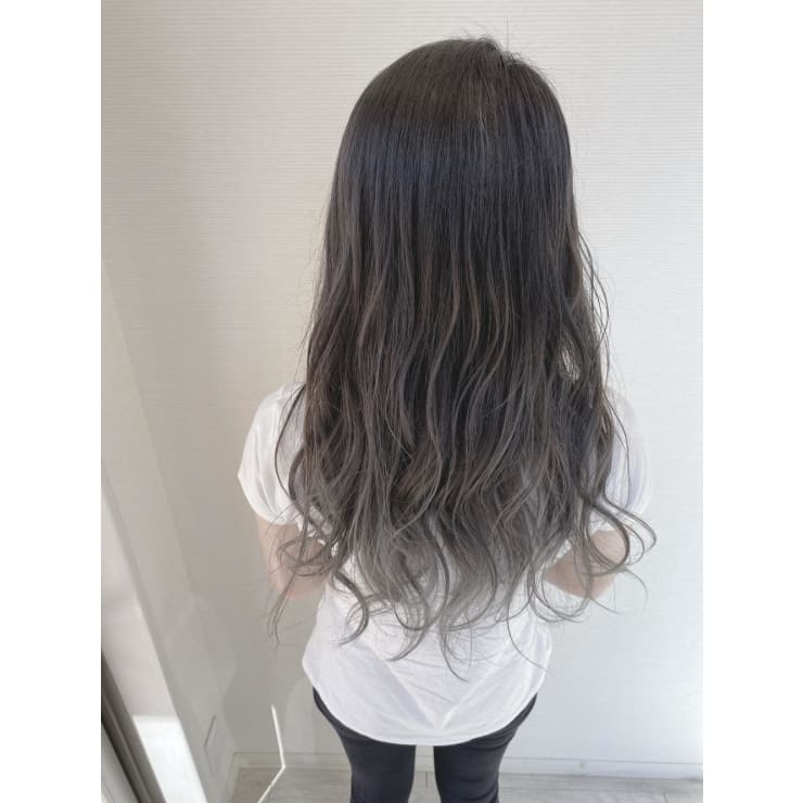 バレイヤージュ✖︎シルバーグレー | Neivs Hair 福工大駅前店(ネイ