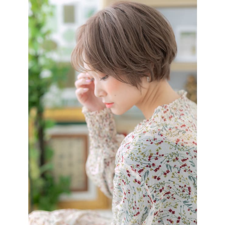 BEAUTY&YOUTH モッサフード ショートコート カーキ M 小顔効果 秋カラーマロンベージュショートボブ – KANOW GROUP
