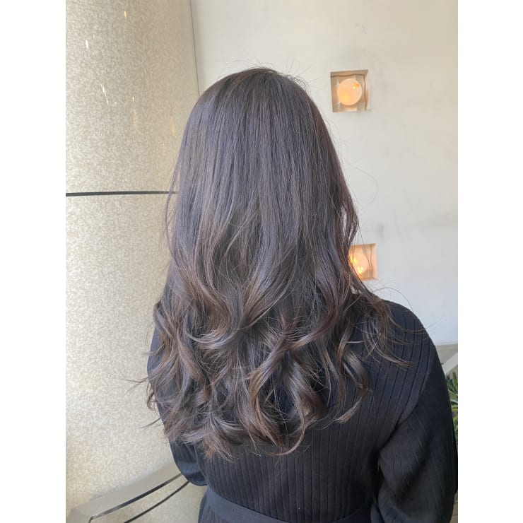 ロングウェーブヘア 艶ブルージュ Casii 酸性ストレート 髪質改善 カシー のヘアスタイル 美容院 美容室を予約するなら楽天ビューティ