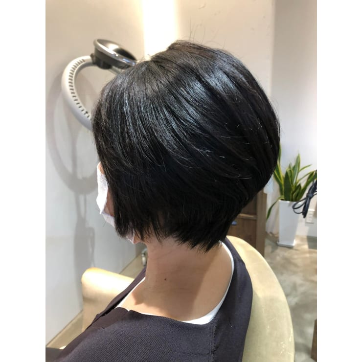 クール系女子のショートボブ Hair Make Opsis オプシス のヘアスタイル 美容院 美容室を予約するなら楽天ビューティ