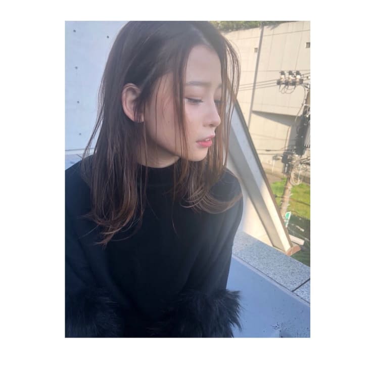 センターパート黒髪アラサーアラフォーヘアスタイル梅ヶ丘美容室 Chainon シェノン のヘアスタイル 美容院 美容室を予約するなら楽天ビューティ