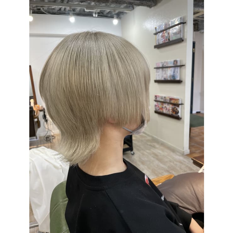 前下がりウルフ Maria By Afloat マリアバイアフロート のヘアスタイル 美容院 美容室を予約するなら楽天ビューティ