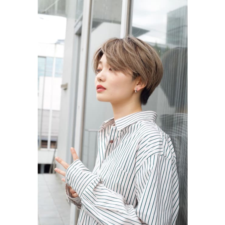 前髪なしショート シルキーベージュ ハンサムショート Renjishi Aoyama レンジシ のヘアスタイル 美容院 美容室を予約するなら楽天ビューティ