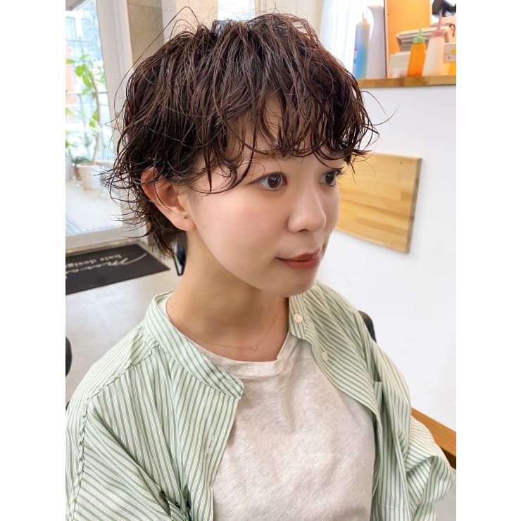 大人可愛いショート パーマ Merci メルシー のヘアスタイル 美容院 美容室を予約するなら楽天ビューティ