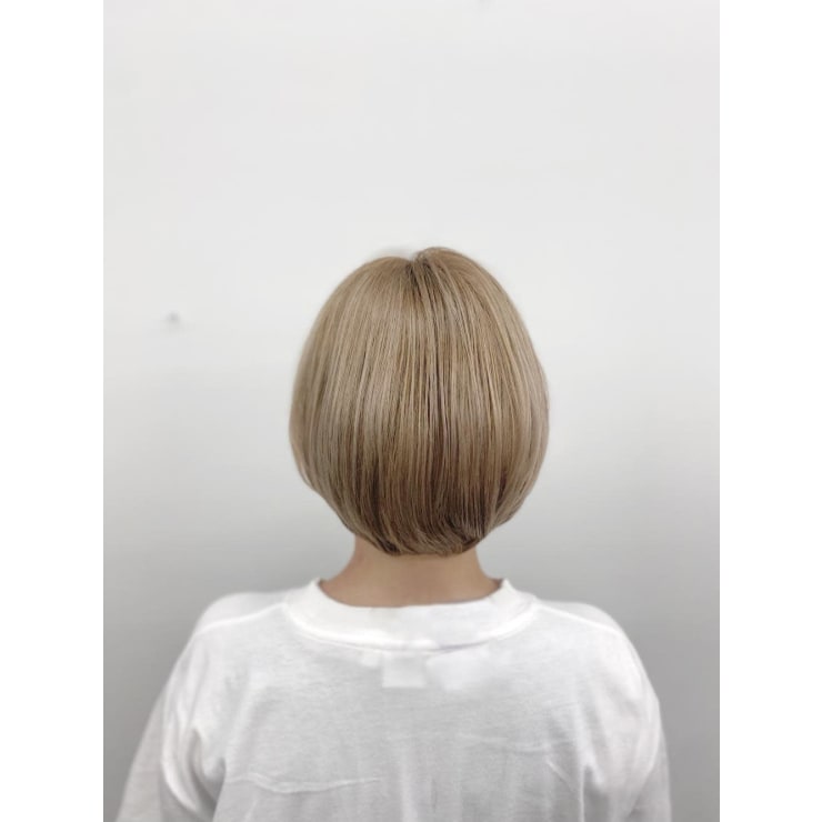 ミルキーベージュカラー | Limi(リミ)のヘアスタイル | 美容院・美容室