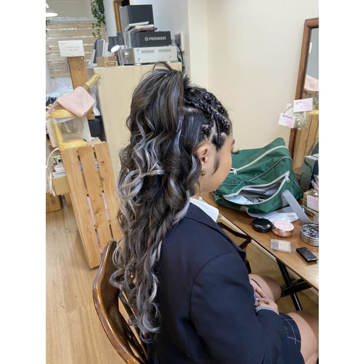 特殊なヘアもお任せ♪エクステ、コーンロウ、ブレイズなどダンス  