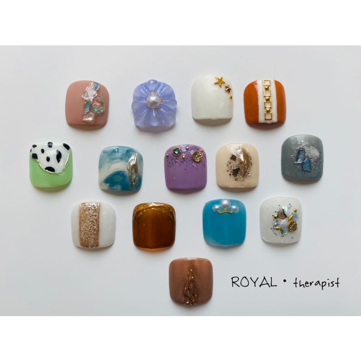 フットネイル 親指2本定額デザイン Royal Therapist 袋町店 ロイヤルセラピスト のネイルデザイン ネイル まつげサロンを予約するなら楽天ビューティ