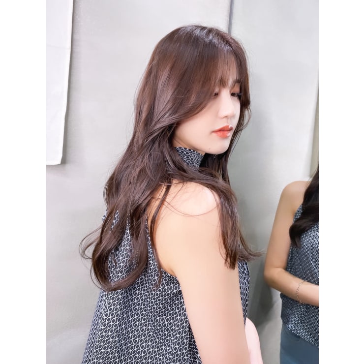 韓国ヘア 顔まわりレイヤー 透明感ブラウン Edge 下北沢 エッジ シモキタザワ のヘアスタイル メンズ美容院 美容室 を予約するなら楽天ビューティ