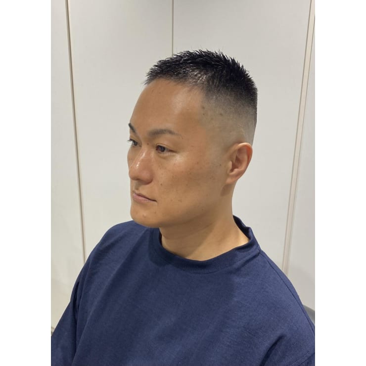 スキンフェード坊主 ボウズ ぼうず 超短髪クロップ | ドルクス日本橋(ドルクス ニホンバシ)のヘアスタイル | 美容院・美容室を予約するなら楽天ビューティ