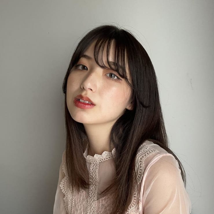 ストレートロング Flammeum 横浜 フラミューム ヨコハマ のヘアスタイル メンズ美容院 美容室を予約するなら楽天ビューティ