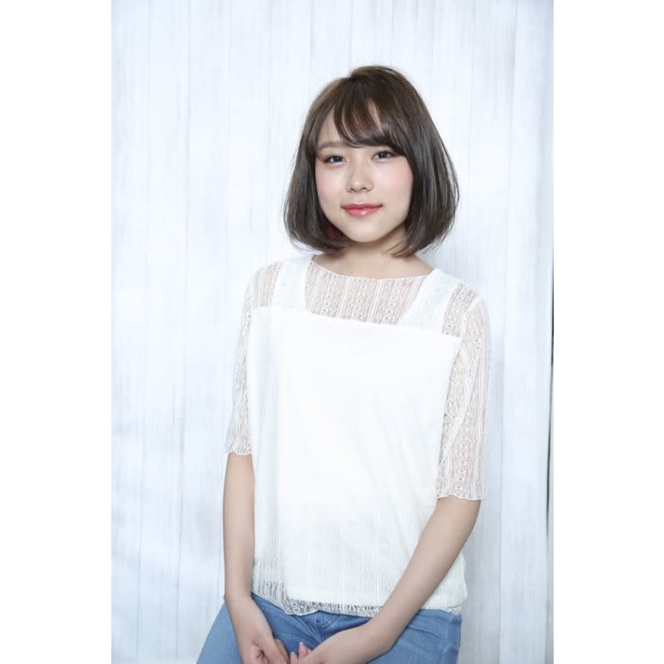 可愛く見える大人ミディボブ Tint Make Hair ティント メイクアンドヘア のヘアスタイル 美容院 美容室を予約するなら楽天ビューティ