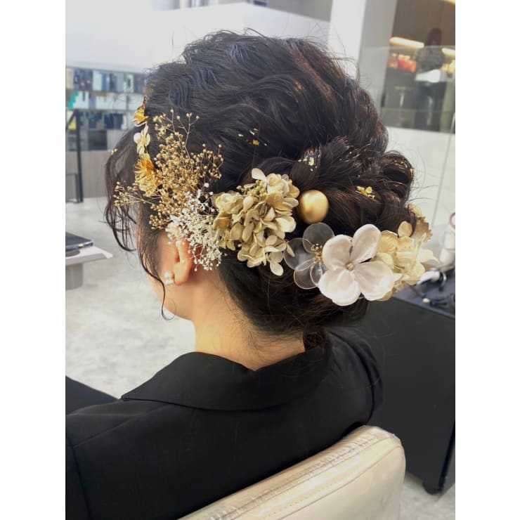 成人式ヘアセット 編み込み 金箔×カチューシャ | CELL(セル)の
