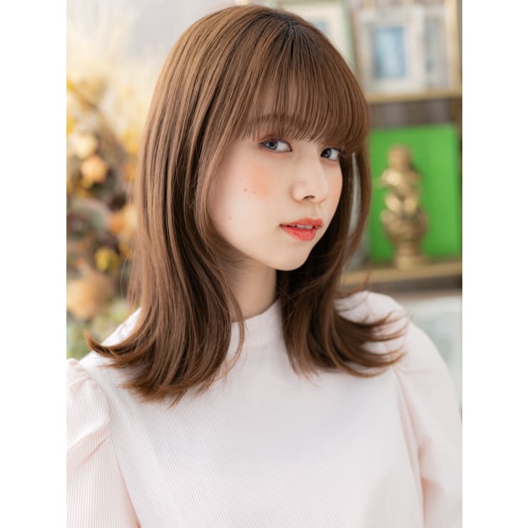 外ハネレイヤーミディアム韓国風暖色系カラー うるツヤ | COVER HAIR