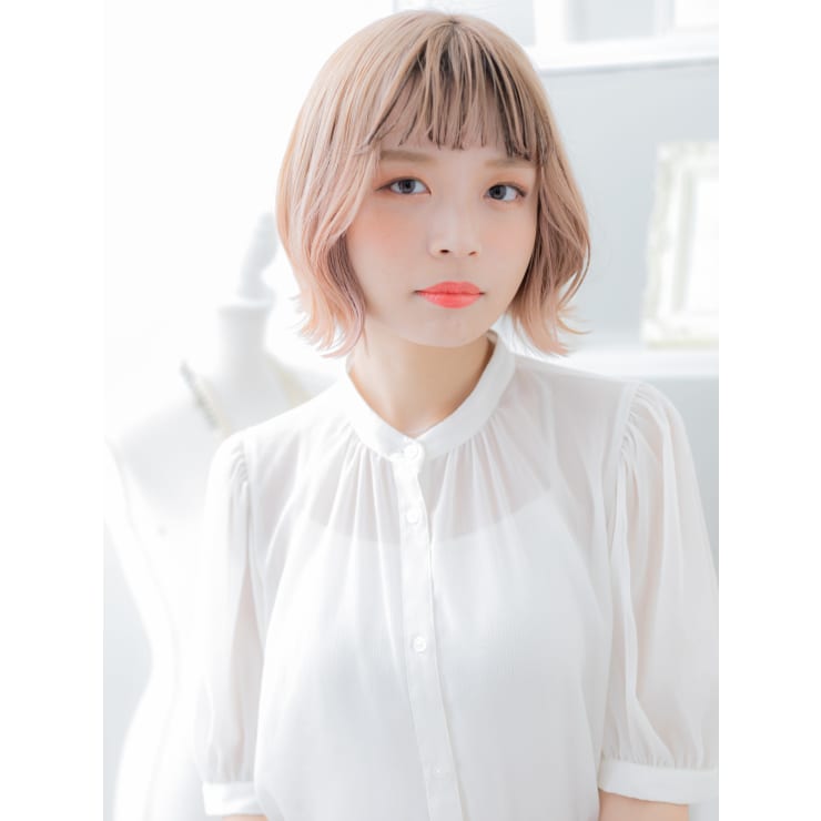 ブロンドカラーフレンチガーリー小顔ボブ ツートーンカラー | mod's