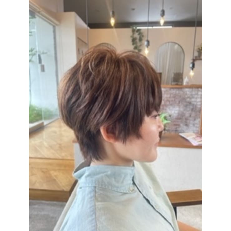 ステップボーンカット技術】小顔補正立体カット | DAM hair garden ...