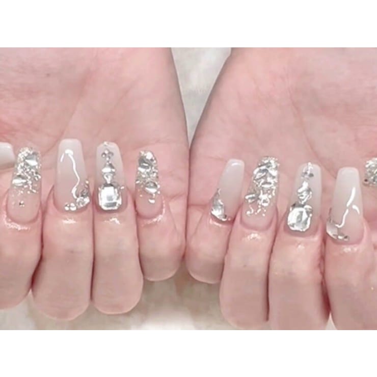 ネイルカラー 中古 ホワイト N46》既成ネイルチップ24枚セット フレンチ ショート 白スクエア