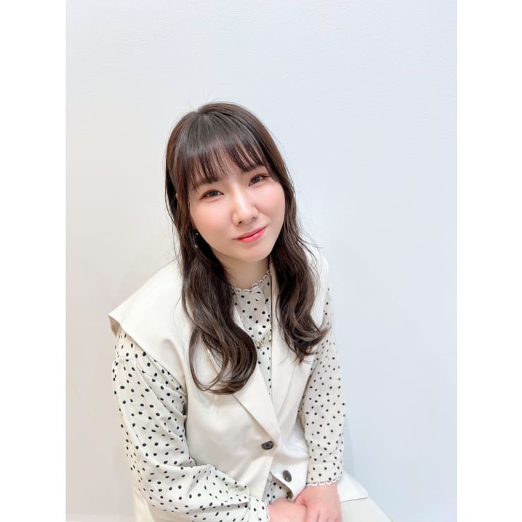 モモカ MOMOKA | ROW 吉祥寺(ロウ キチジョウジ)のスタッフ | 美容院