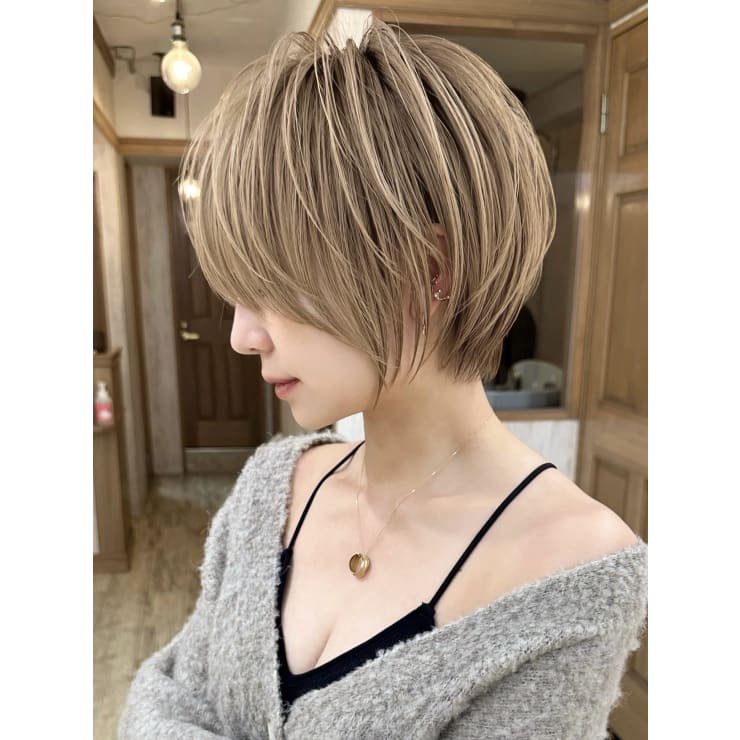 色気ショート | rin.(リン)のヘアスタイル | 美容院・美容室を