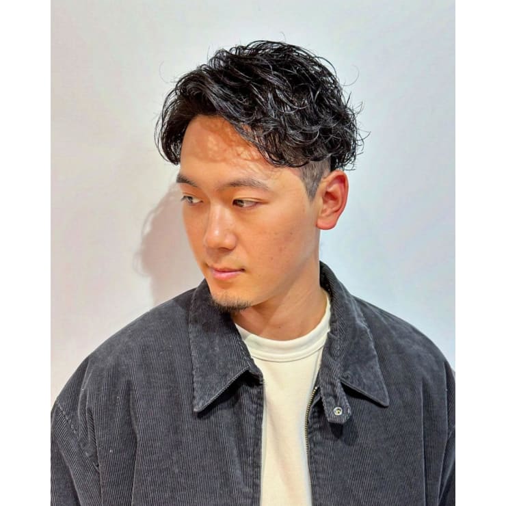 横浜メンズニュアンスパーマワンカールラフカールカルマパーマ | CREA