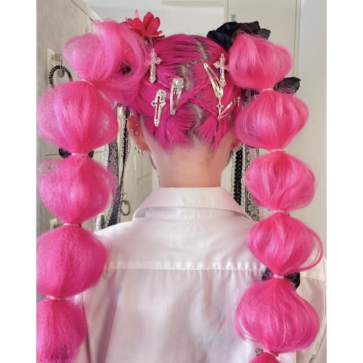 hinari】#ライブで目立つヘアアレンジ #ヘアセット | MOON by