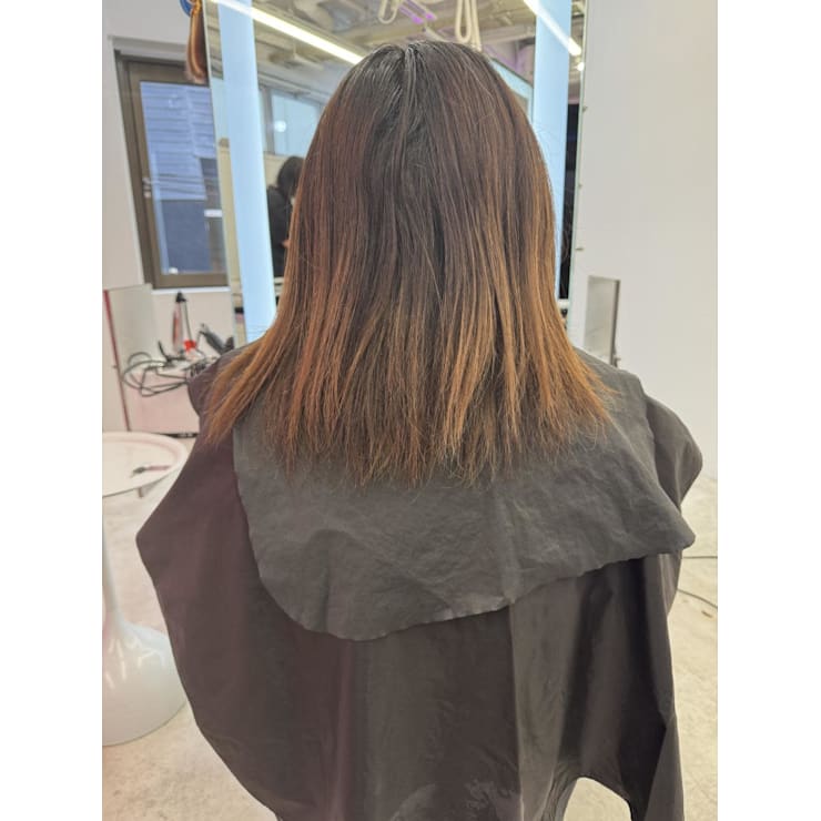 ミルクティーで甘めギャル♪ | Rosa..5Hair(ロサ ファイブヘアー)の