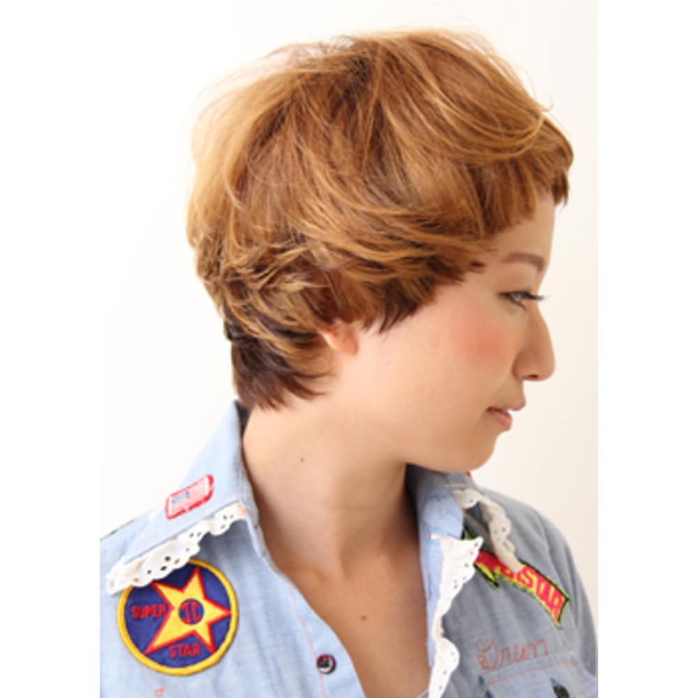 マスキュリンショートボブ Circus By Beautrium 青山 サーカスバイビュートリアム アオヤマ のヘアスタイル 美容院 美容室を予約するなら楽天ビューティ