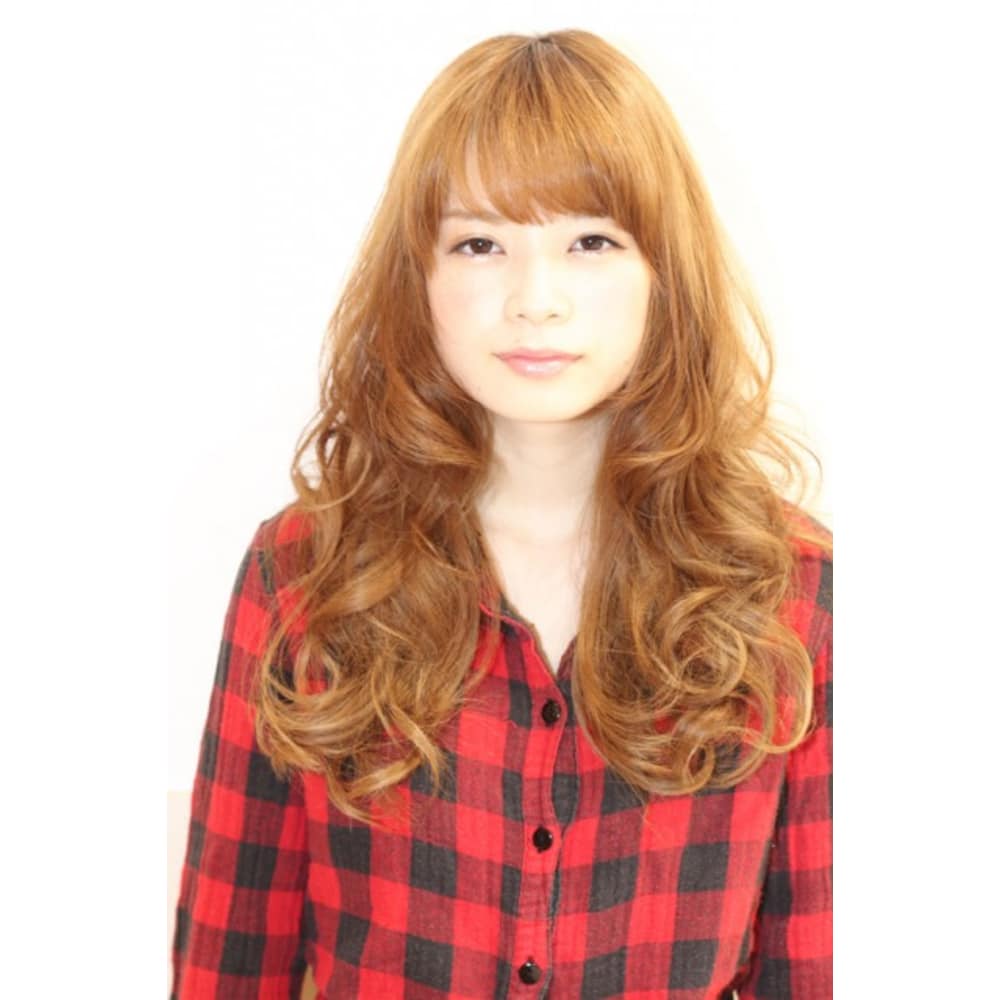 鈴木えみ風ロング Minx 原宿店 ミンクス ハラジュクテン のヘアスタイル 美容院 美容室を予約するなら楽天ビューティ