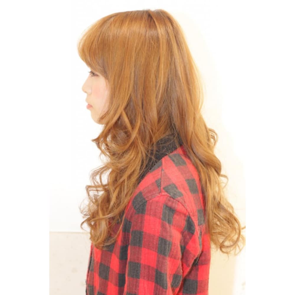 鈴木えみ風ロング Minx 原宿店 ミンクス ハラジュクテン のヘアスタイル 美容院 美容室を予約するなら楽天ビューティ