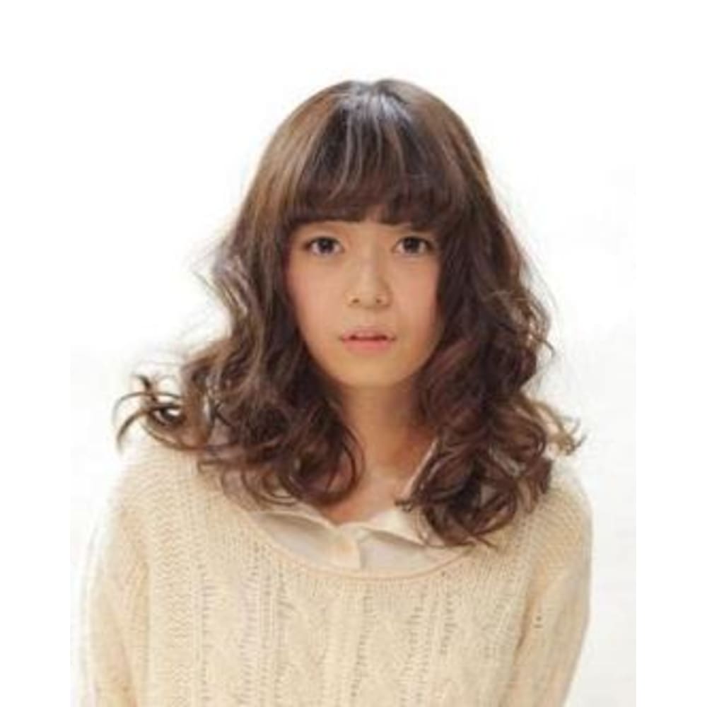 ガーリーなaラインパーマ Visage E Del 松戸 ヴィサージュエーデルマツド のヘアスタイル 美容院 美容室を予約するなら楽天ビューティ