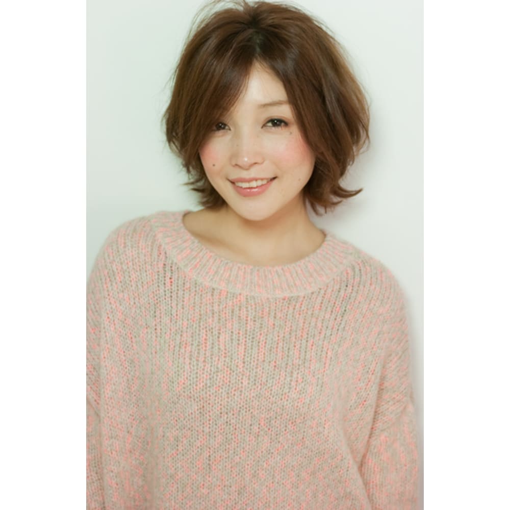 ナチュラルフェミニンな愛されストレート Anti アンティ のヘア ナチュラルフェミニンな愛されストレート Anti アンティ のヘア