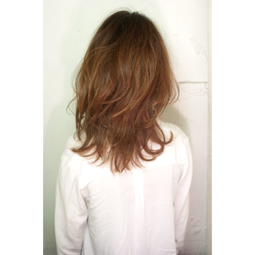 ふんわりカールミディアム Anti アンティ のヘアスタイル 美容院 美容室を予約するなら楽天ビューティ