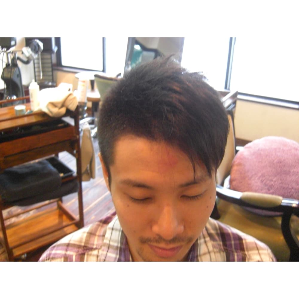 アシメモヒ 髪屋 Beni カミヤベニ のヘアスタイル 美容院 美容室