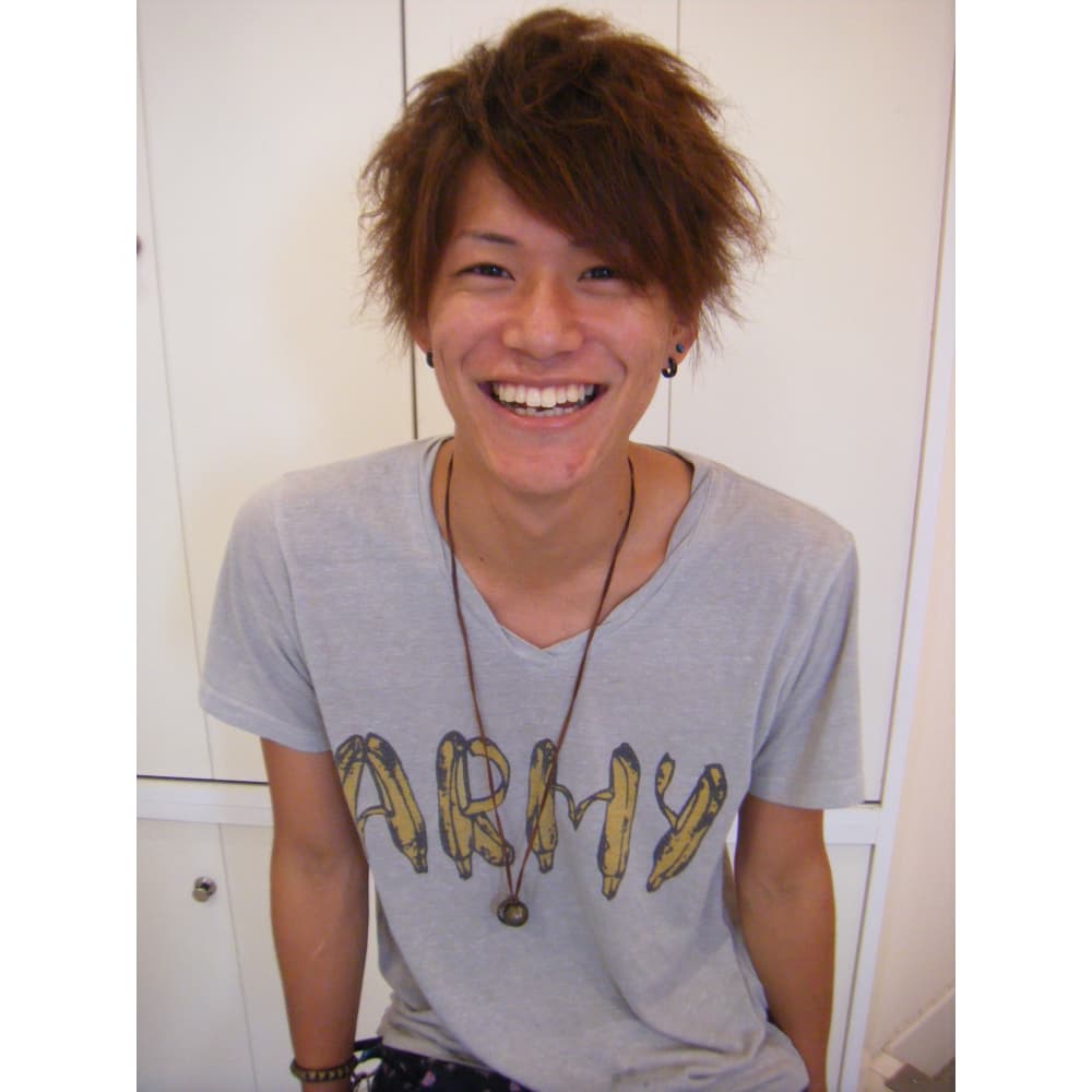 メンズカット学割 ２０００ 中学 大学生 専門学校可 一般の方 ３０００ 共にｓ ｂ込み Highestone ハイエストワン のこだわり特集 美容院 美容室を予約するなら楽天ビューティ