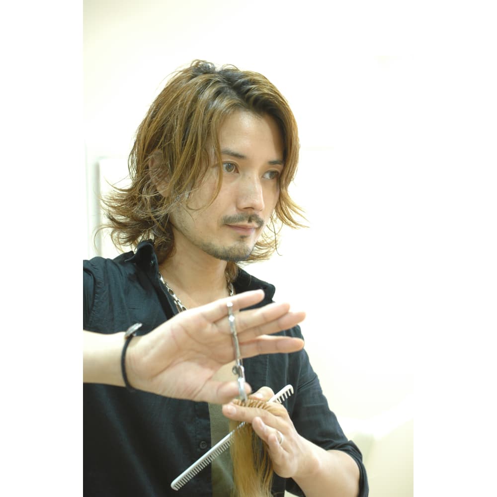 鈴木 篤 Heartis Hair ハーティス のスタッフ 美容院 美容室を予約するなら楽天ビューティ