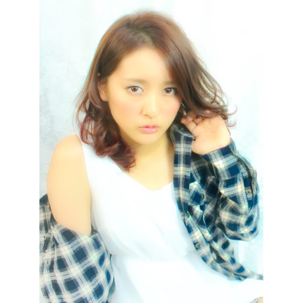 オーダー殺到 紗栄子風ドーリーミディ Loren ローレン のヘアスタイル 美容院 美容室を予約するなら楽天ビューティ