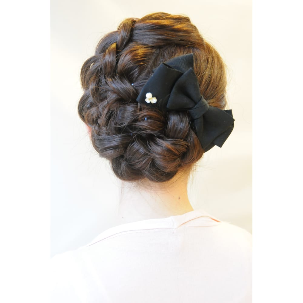 シンプル 編み込み Broto ブロット のヘアスタイル 美容院 美容室を予約するなら楽天ビューティ