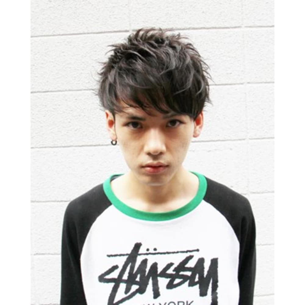 Guzzle Ota ツーブロマッシュショート Guzzle 太田店 ガズル オオタテン のヘアスタイル 美容院 美容室を予約するなら楽天ビューティ