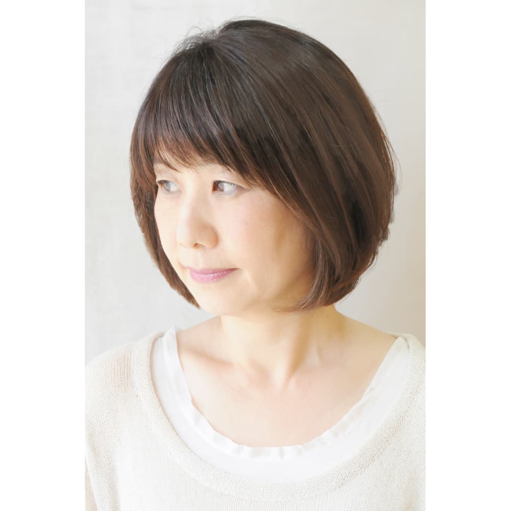 サラツヤ 大人レイヤーボブ Broto ブロット のヘアスタイル 美容院 美容室を予約するなら楽天ビューティ サラツヤ 大人レイヤーボブ Broto ブロット のヘアスタイル 美容院 美容室を予約するなら楽天ビューティ