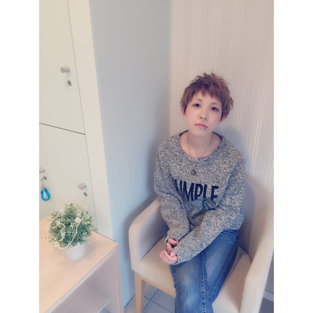ゆるふわベリーショート Ash 高幡不動店 アッシュ のヘアスタイル 美容院 美容室を予約するなら楽天ビューティ