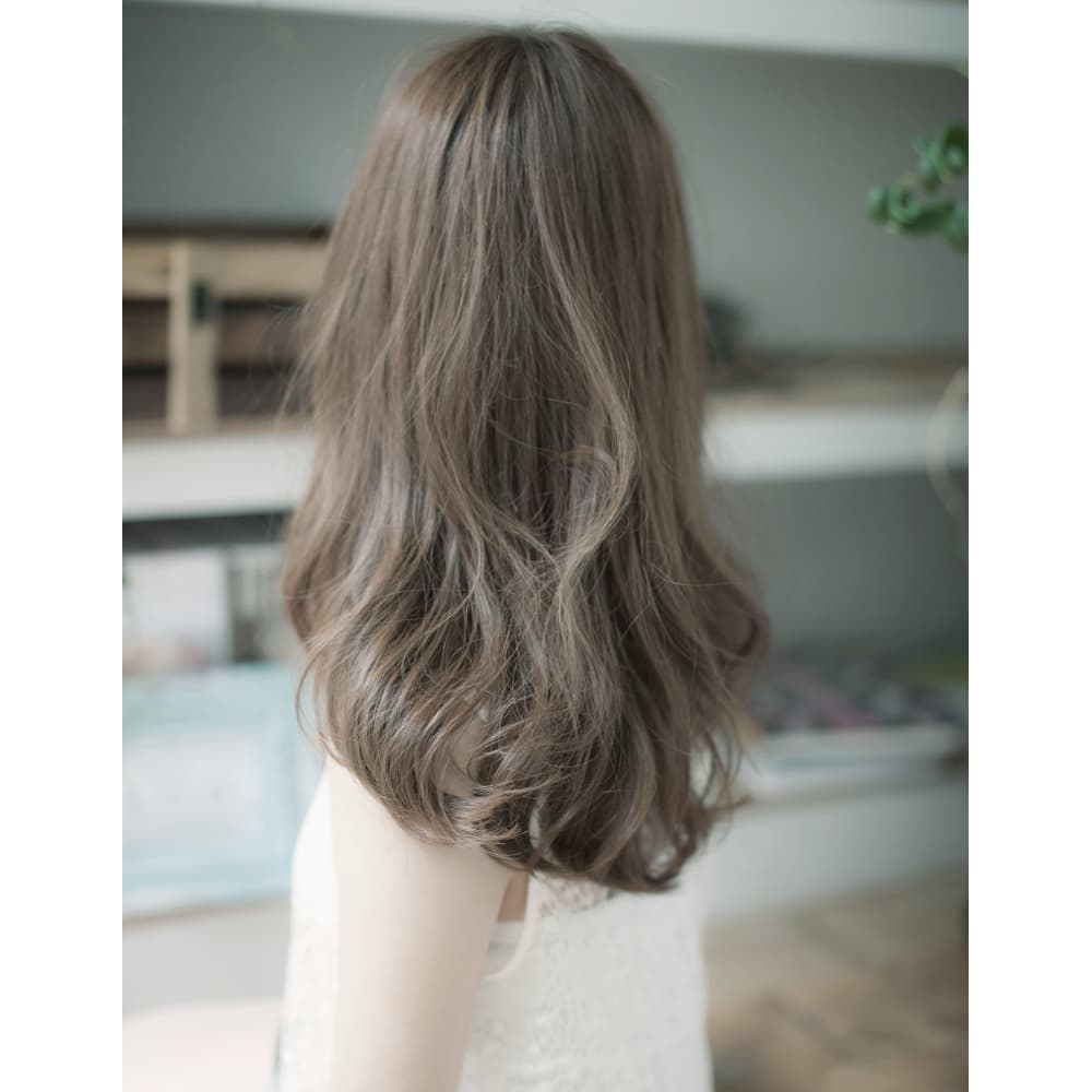 ホワイティグレージュとふわふわパーマ Afloat Xelha アフロート シェルハ のヘアスタイル 美容院 美容室を予約するなら楽天ビューティ ホワイティグレージュとふわふわパーマ Afloat Xelha アフロート シェルハ のヘアスタイル 美容院 美容室を予約するなら楽天ビューティ