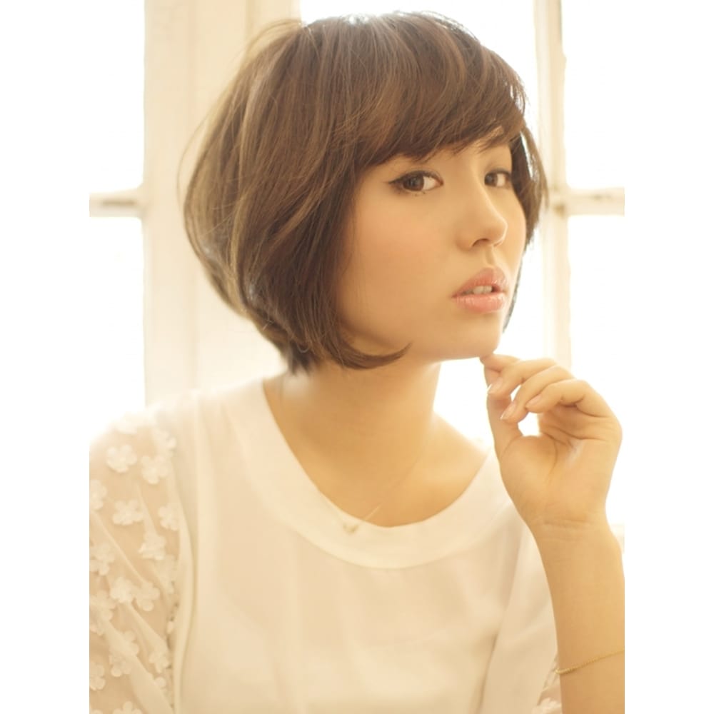 重めバングの襟足すっきりナチュラルショートボブ Bekku Hair Salon ベックヘアサロン のヘアスタイル 美容院 美容室を予約するなら楽天ビューティ