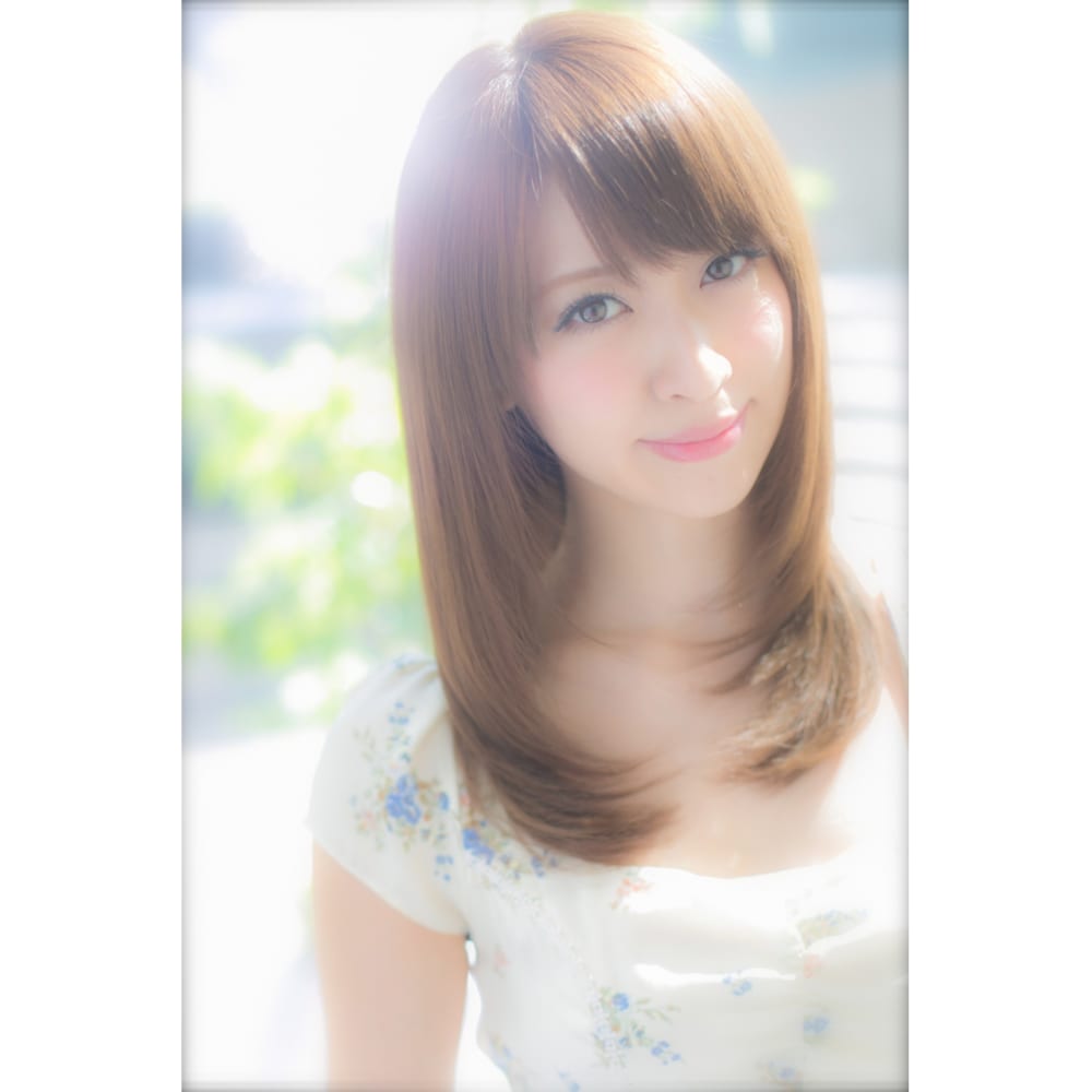 Euphoria 潤い美髪 シルキーローレイヤースタイル Euphoria E 池袋 60階通り店 ユーフォリア イー イケブクロ ロクジュッカイトオリテン のヘアスタイル 美容院 美容室を予約するなら楽天ビューティ
