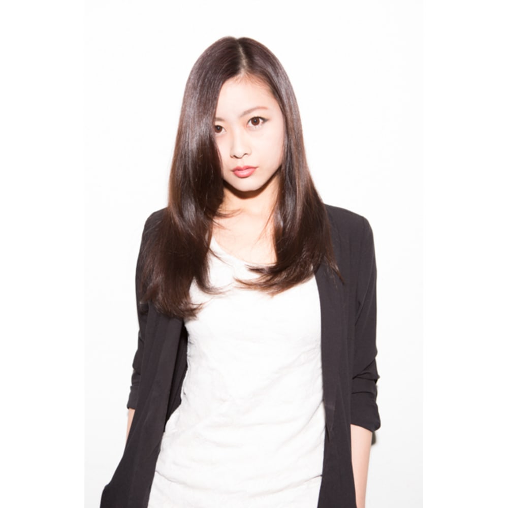 極艶ストレート Amber Hair Create アンバーヘアークリエート のヘアスタイル 美容院 美容室を予約するなら楽天ビューティ