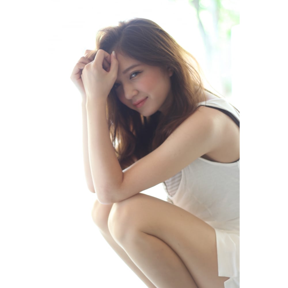 rima 外国人風 セクシーなナチュラルセミロング Rima リマ のヘアスタイル 美容院 美容室を予約するなら楽天ビューティ rima 外国人風 セクシーなナチュラルセミロング Rima リマ のヘアスタイル 美容院 美容室を予約するなら楽天ビューティ