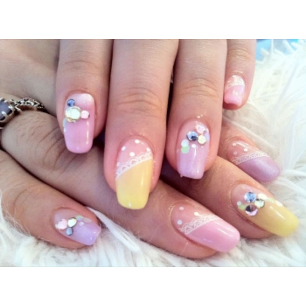 キュート パステルnail 7 ナナドシー のネイルデザイン ネイル まつげサロンを予約するなら楽天ビューティ