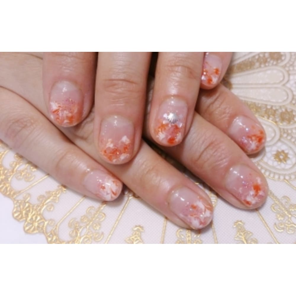オレンジ 白マーブル Nail Salon Shandi ネイルサロンシャンディ のネイルデザイン ネイル まつげサロンを予約するなら楽天ビューティ