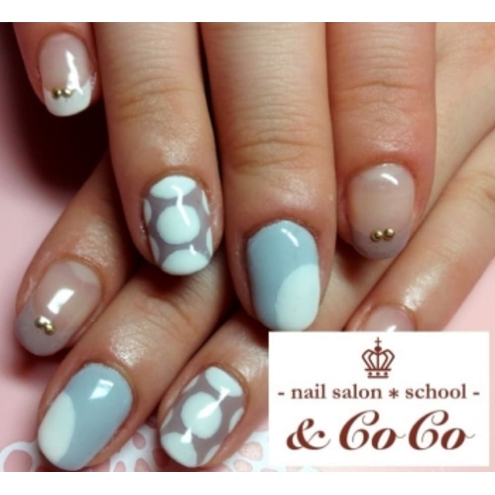 ナチュラルデザインフレンチ Nailsalon School Coco ネイルサロンスクールアンドココ のネイルデザイン ネイル まつげサロンを予約するなら楽天ビューティ