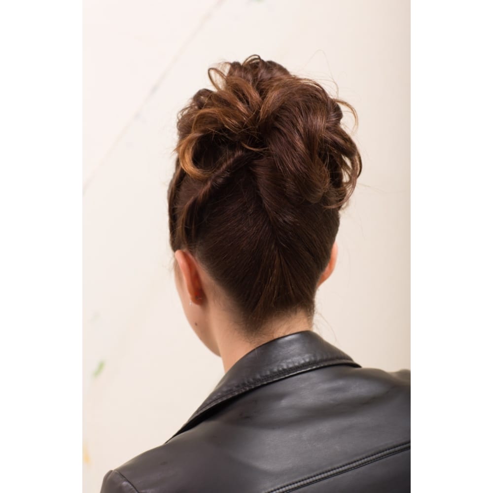 モヒカン クールビューティー Chakura Arka Hair Salon チャクラアルカヘアサロン のヘアスタイル 美容院 美容室を予約するなら楽天ビューティ