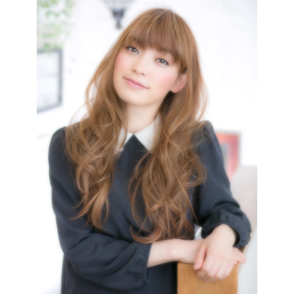 Viala 自由が丘 ナチュラルウェーブ Viala ヴィアラ のヘアスタイル 美容院 美容室を予約するなら楽天ビューティ